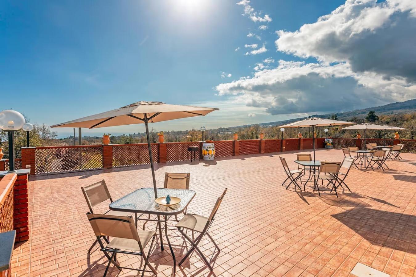 Camia Etna House Apartamento Piedimonte Etneo Exterior foto